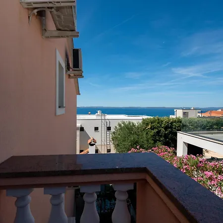 By The Sea Kozino, - 24031 Апартаменти